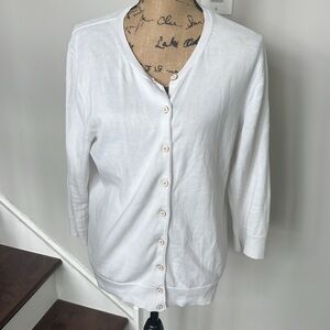 Classy Lilly Pulitzer White Button-Up cardigan. Gold buttons. XL